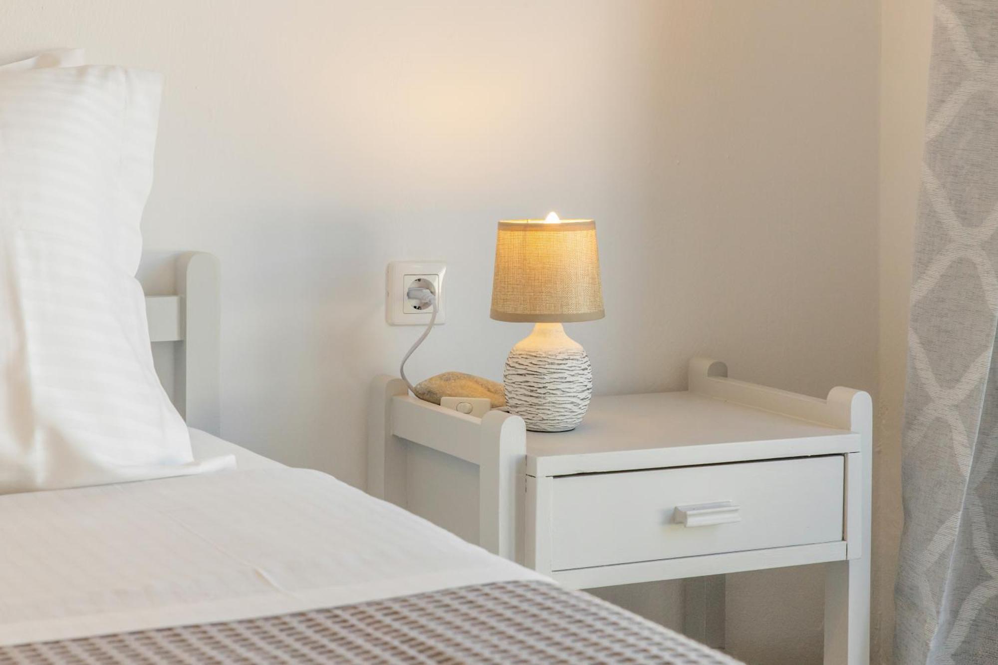Yialos Rooms Piso Livadi Zewnętrze zdjęcie